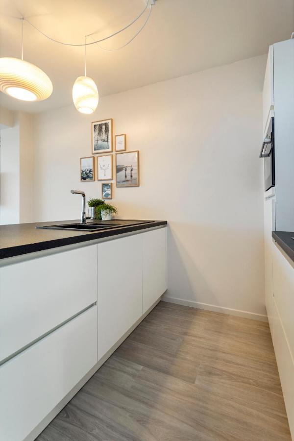 Ruim Appartement Aan De Jachthaven Blankenberge Exterior foto